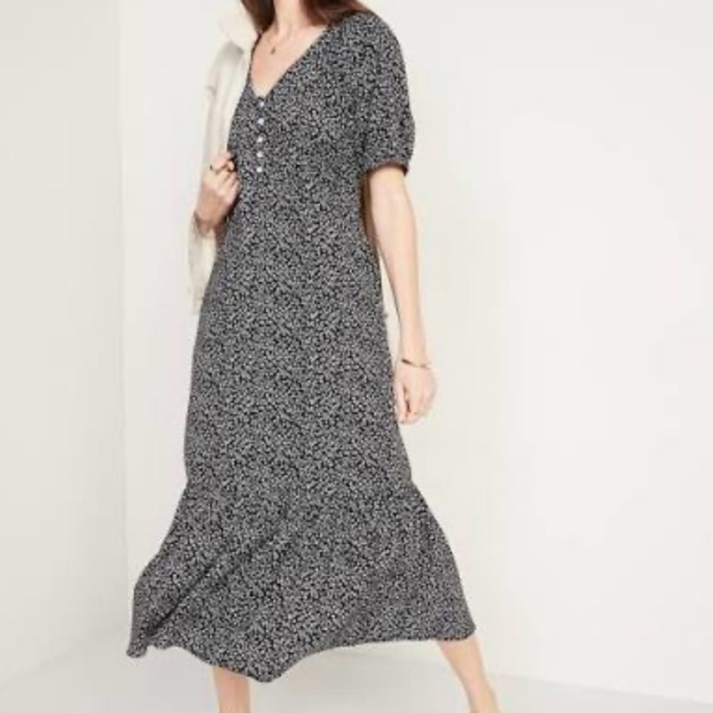 Old Navy Black & White Floral Print Puff Sleeve Maxi Swing Dress Size Large